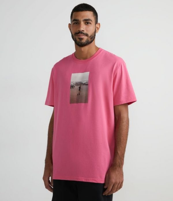 Camiseta Comfort Em Algodão Manga Curta Com Estampa Skate Gril