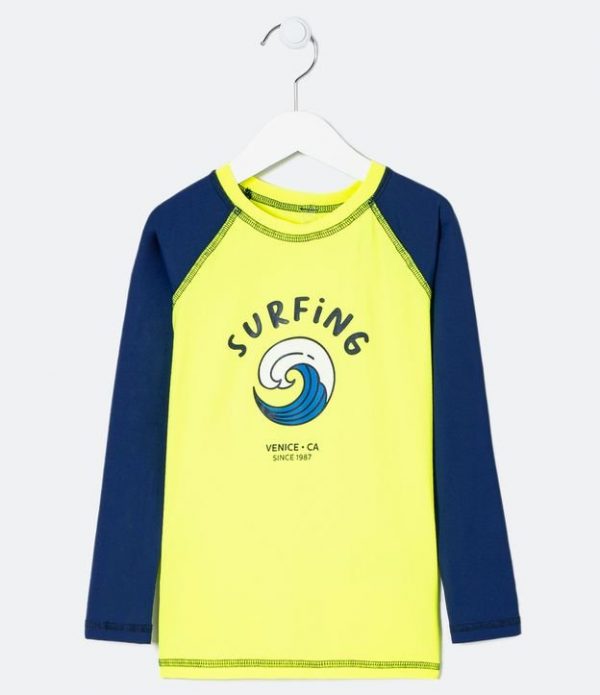 Camiseta Infantil Praia com Proteção UV Poliamida Estampa Surfing - Tam 2 a 14 anos