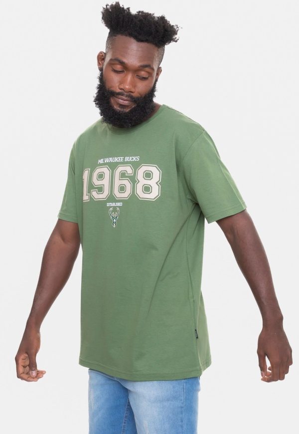 Camiseta NBA Founded In Milwaukee Bucks Verde Militar