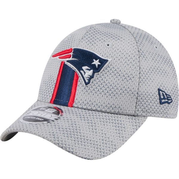 Boné New Era 9FORTY Stretch Snap New England Patriots NFL Sideline 2024-25