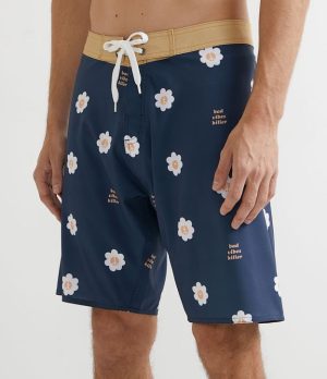 Bermuda Surf com Estampa Margaridas "Bad Vibes Killer"